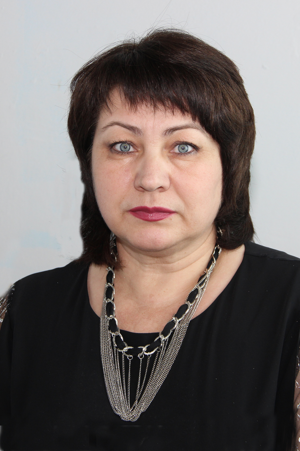 Остапенко Елена Александровна.